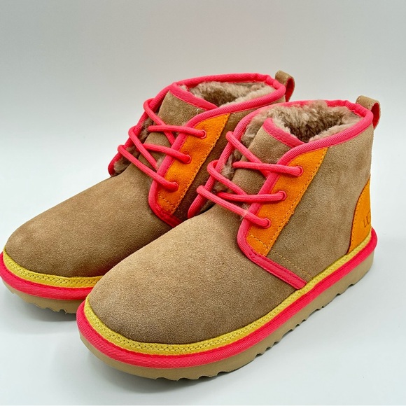 UGG Shoes - Women’s Ugg Neumel Chukka Sz 5Y=Womn 6.5 Papaya/ Beach wood Suede Boot SHOES NEW